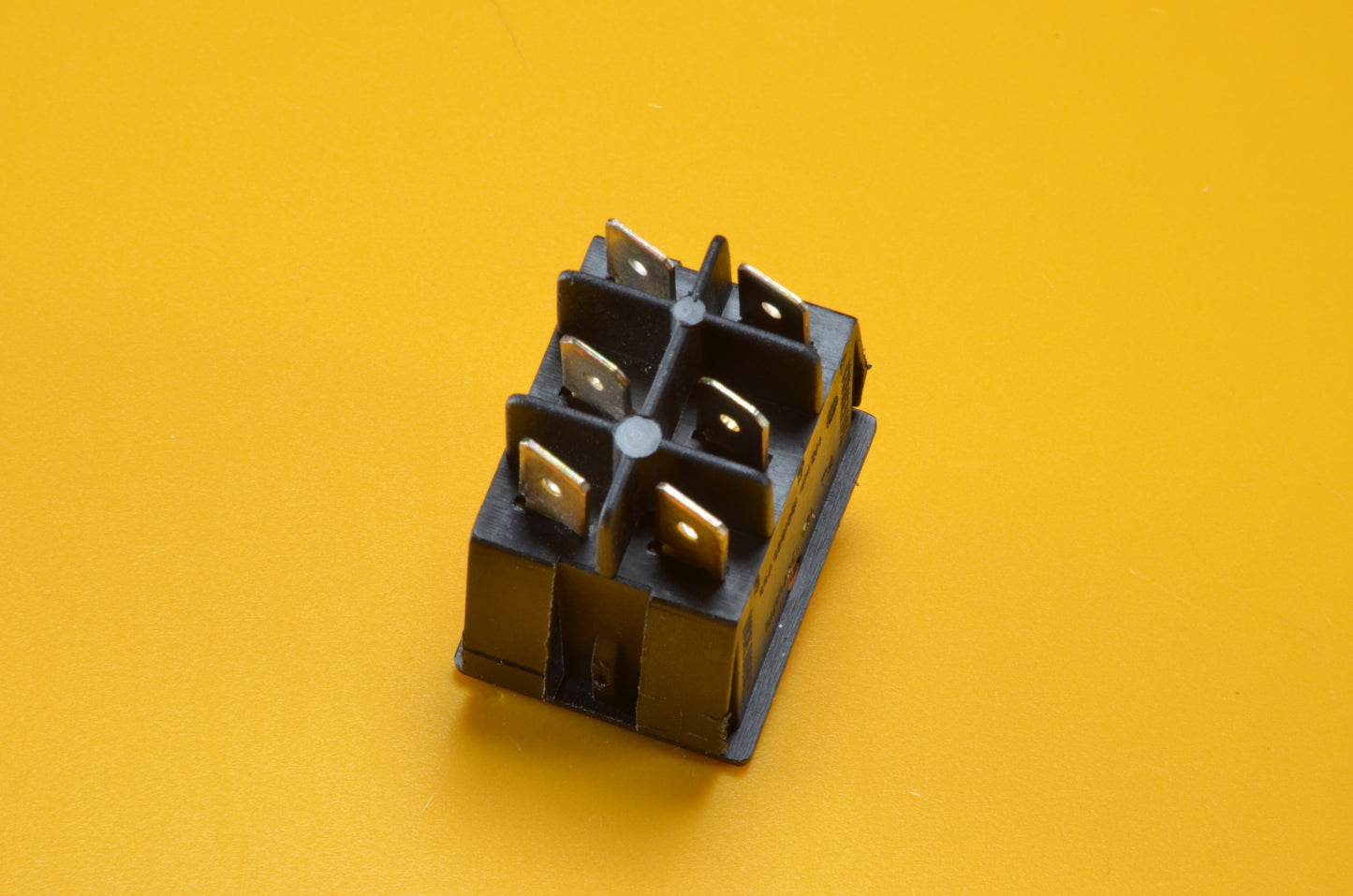 100% original spare part for Musso ice-cream machines - Allways in stock - www.ijsmachine.com - 6pin version