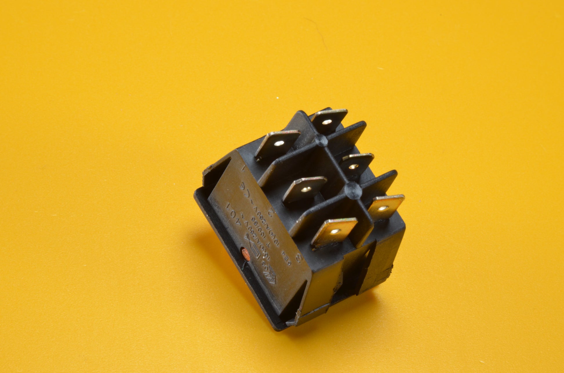 100% original spare part for Musso ice-cream machines - Allways in stock - www.ijsmachine.com - 6pin version